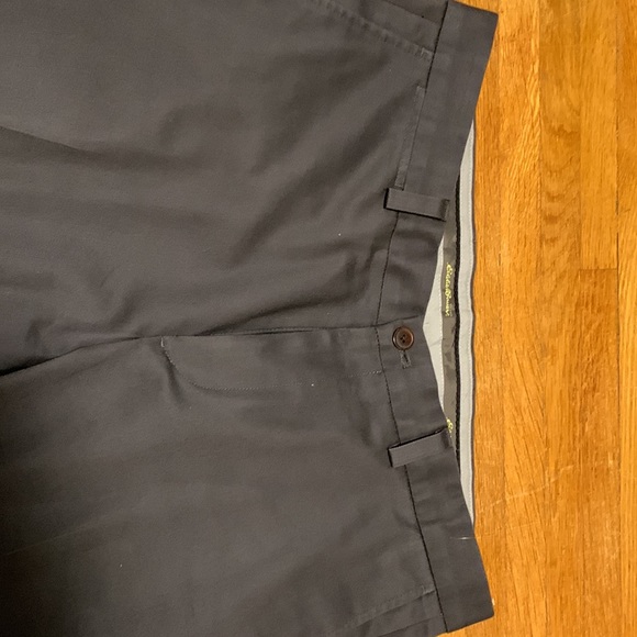 Eddie Bauer wrinkle free classic fit - Picture 2 of 7